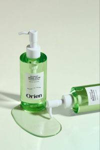 Orien Mugwort Zero Film Cleansing Oil